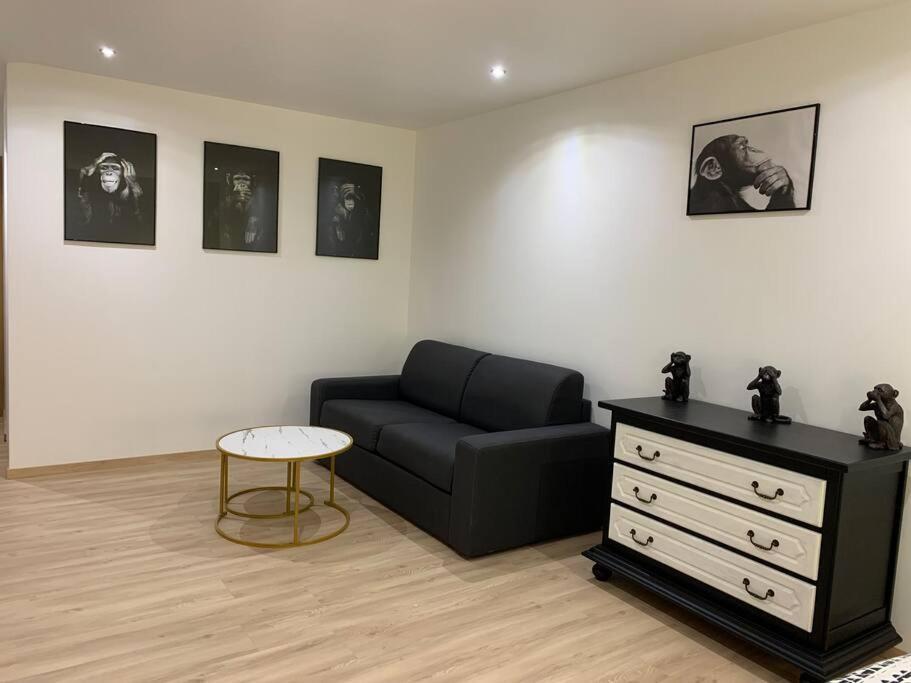Gite, Maison Entiere Avec Billard Et Bel Espace De Vie La Grange Blicourt 外观 照片